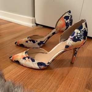Vince Camuto floral heels size 7.5